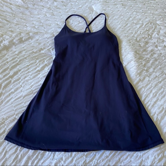 ATHLETIC DRESS, Size M - Picture 6 of 10